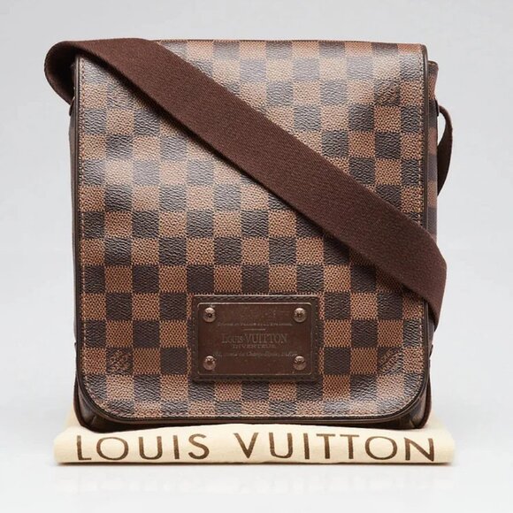 Louis Vuitton Damier Canvas District PM Bag - Picture 11 of 11